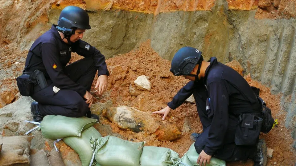 Hong Kong retira 6 mil pessoas após descobrir bomba da Segunda Guerra - img