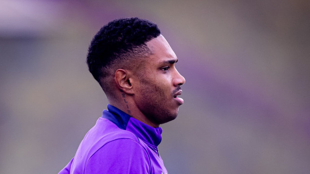 Isak força saída do Newcastle e pressiona por acerto com Liverpool - img