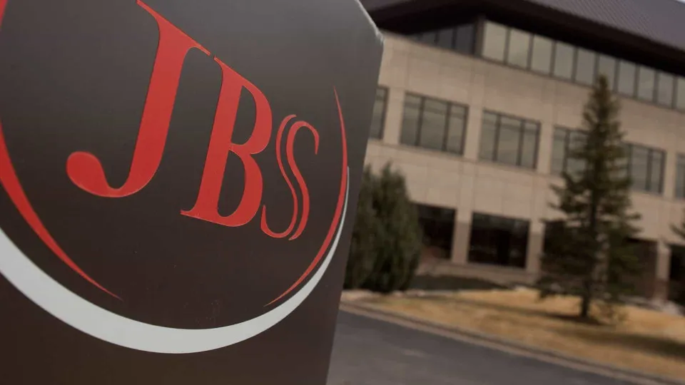 JBS vê chance de o Brasil entrar em novos mercados em meio às tarifas de Trump - img