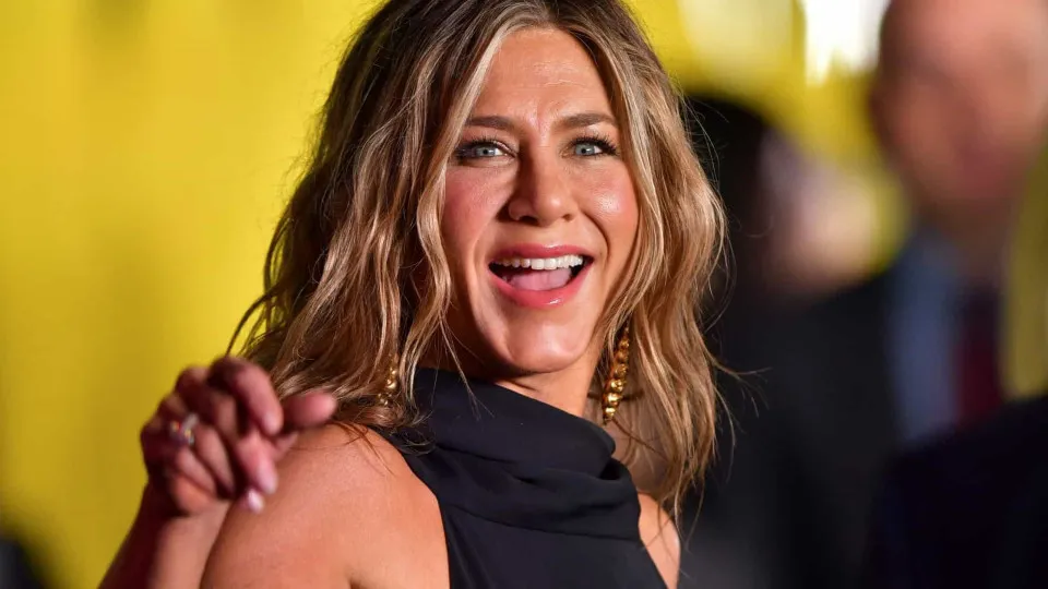 Jennifer Aniston faz primeiro post 'oficial' com namorado Jim Curtis - img