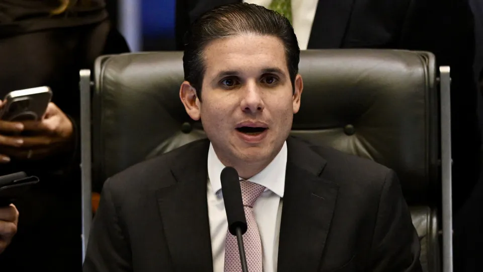 Relator da PEC 6x1 será indicado no início desta semana, diz Hugo Motta - img