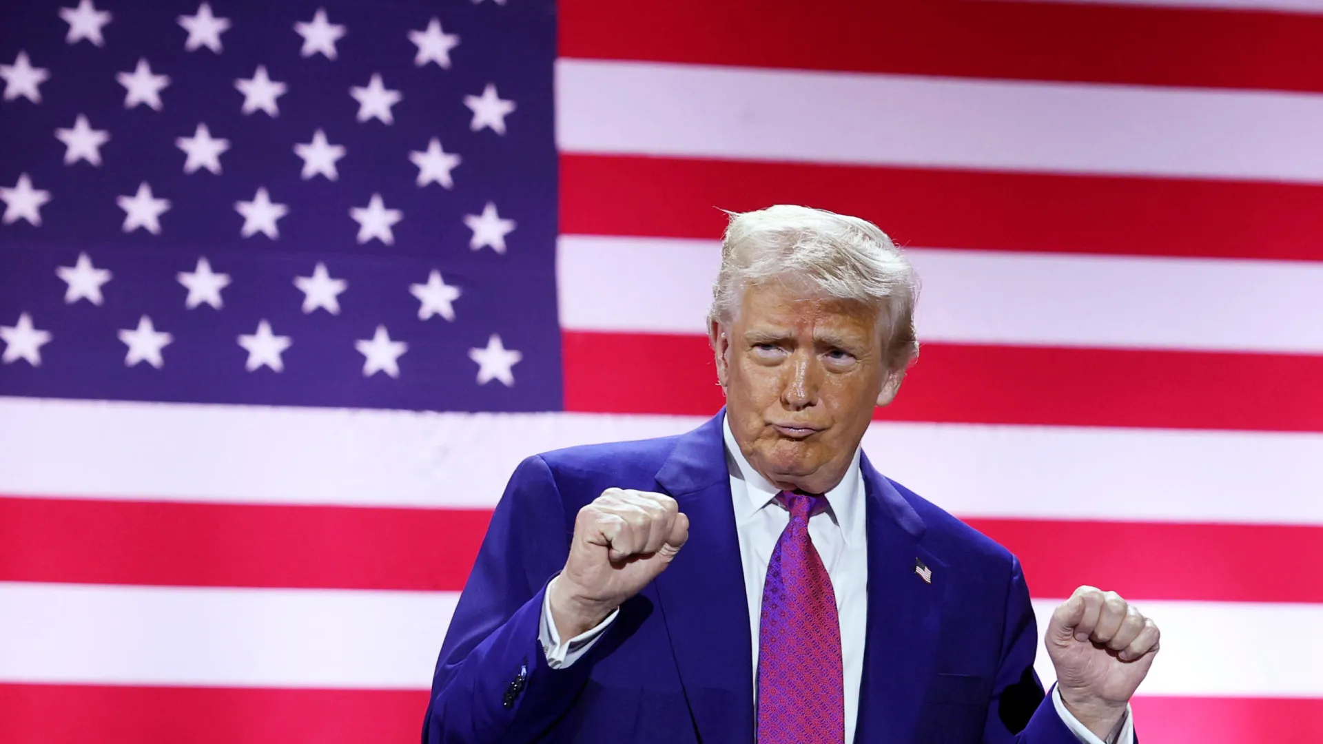 Trump recebe titãs da tecnologia em jantar e ostenta promessas bilionárias para IA nos EUA - img