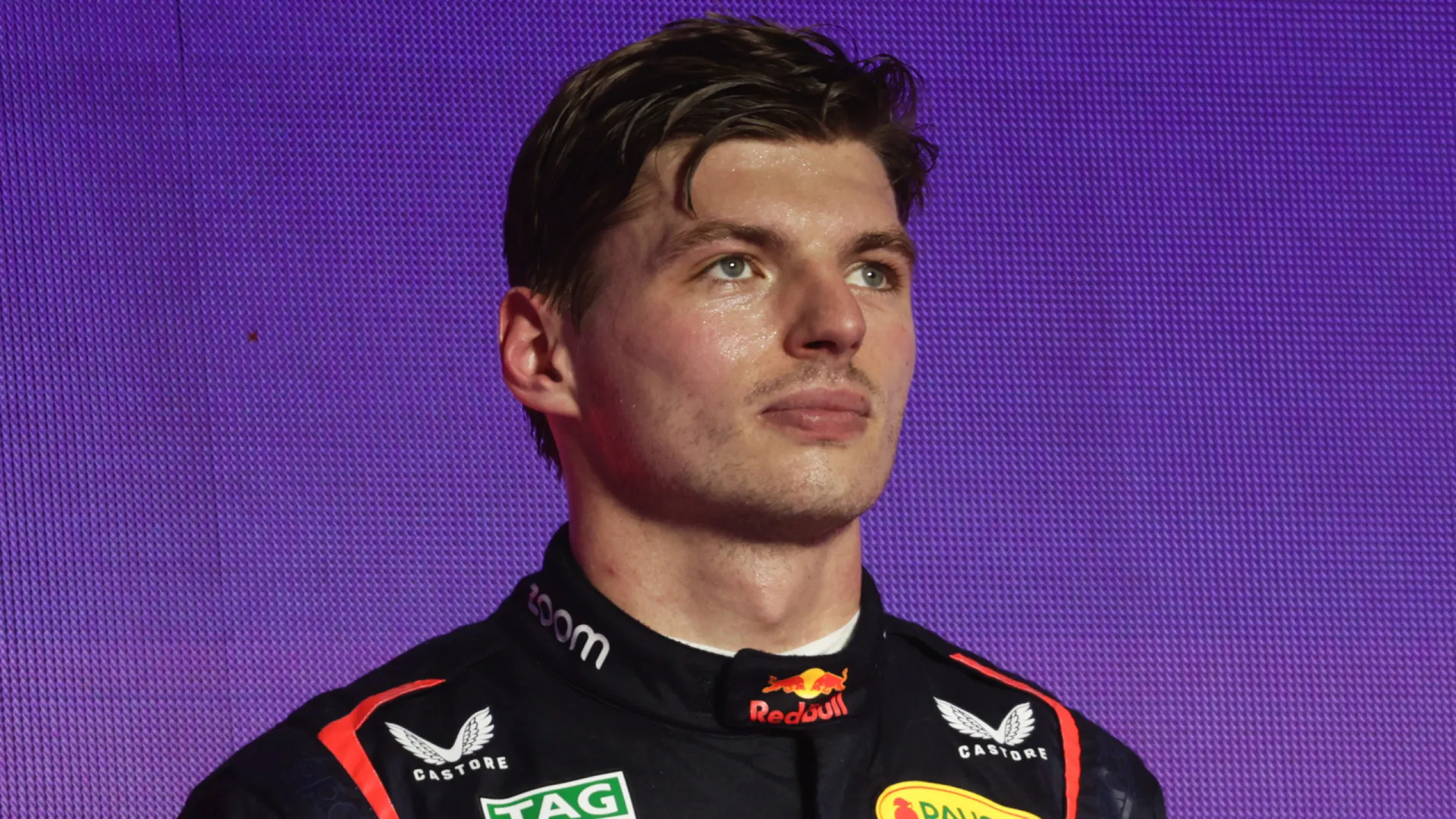 Verstappen faz a pole e Piastri bate em classificação dramática em Baku - img