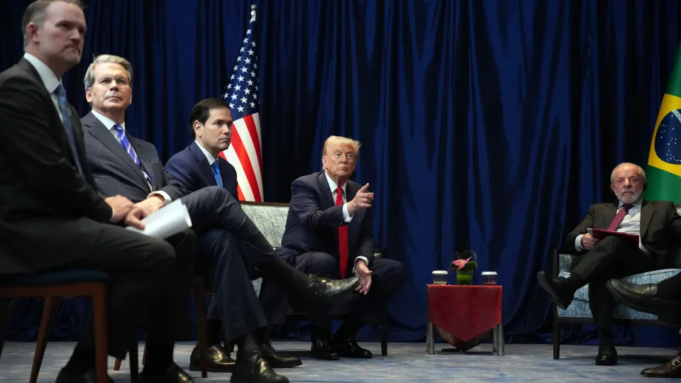 Aliados de Lula comemoram reunião com Trump e tentam capitalizar 'postura firme' do presidente - img