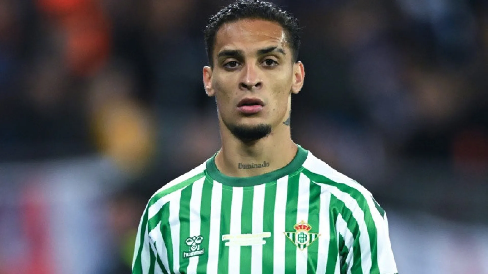 Antony brilha, marca nos acréscimos e garante empate em Villarreal x Betis - img