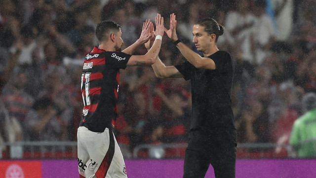 Fluminense vence e entra no G6 do Brasileiro; Ceará se revolta com árbitro - img