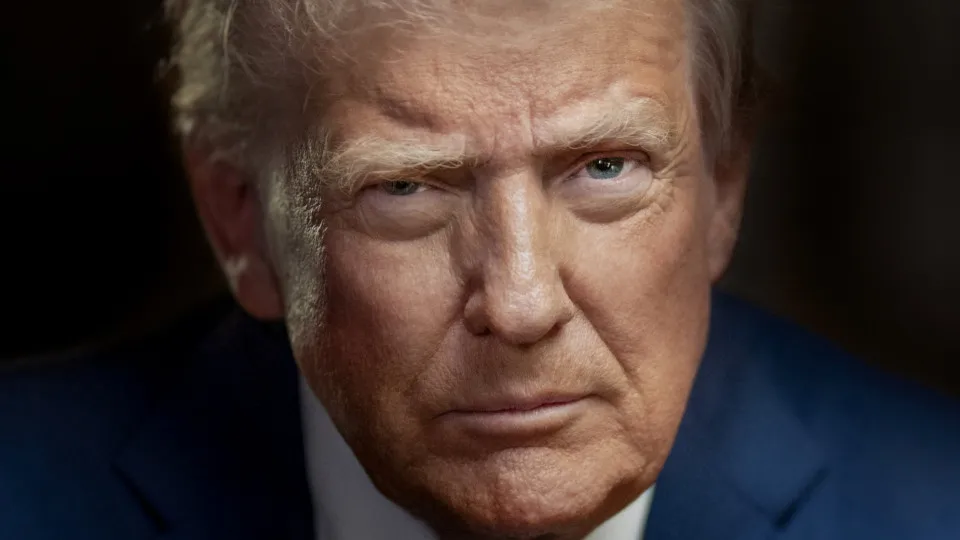 Cantor de 'Danger Zone' exige que Donald Trump tire do ar vídeo de IA com a faixa - img