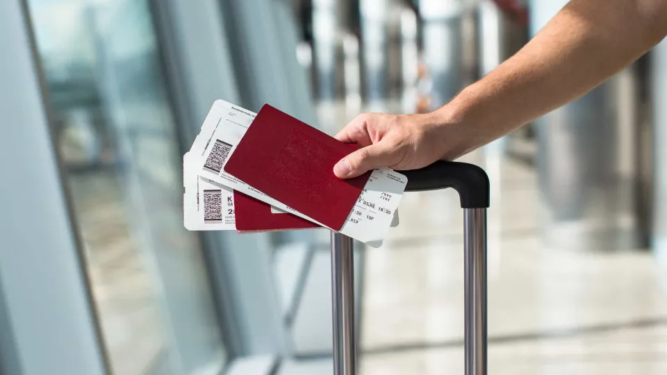 Companhias aéreas criam novas categorias de passagem, com opção premium e bilhete sem bagagem - img