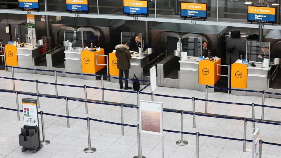 Drones paralisam aeroporto de Munique por mais de nove horas - img