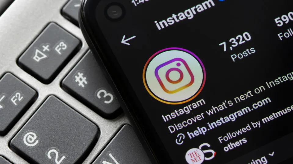 Instagram reforça proteção a menores e limita conteúdo para adolescentes - img
