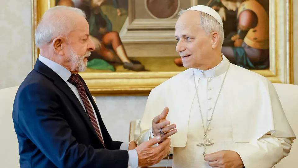 Lula diz que Papa Leão XIV não vai à COP30 mas visitará o Brasil - img