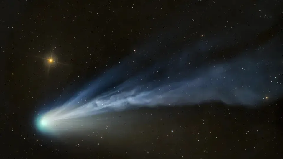 NASA aciona alerta global contra ameaças espaciais; cometa "imprevisível" - img