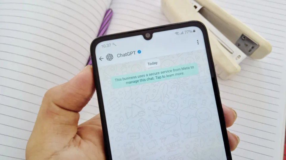 OpenAI retira ChatGPT do WhatsApp após mudanças nas regras da Meta - img