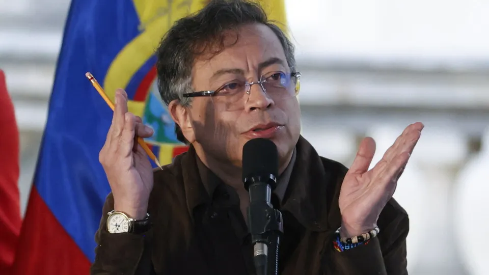 Presidente da Colômbia acusa EUA de matar pescador e violar águas - img