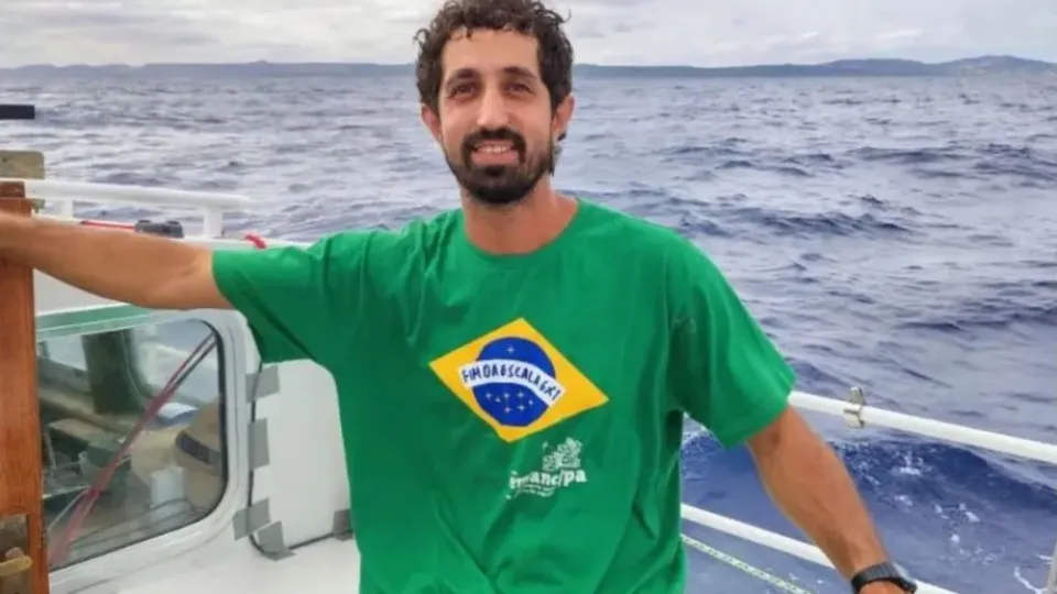 Agiram como terroristas, diz brasileiro detido em flotilha por Israel após chegar ao Rio - img