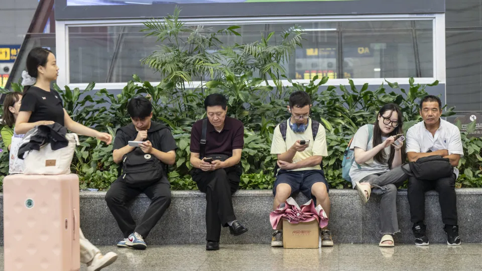 Usuários de redes da China criticam visto K, para talentos estrangeiros, com discurso anti-imigratório 1 Usuários de redes da China criticam visto K, para talentos estrangeiros, com discurso anti-imigratório - img