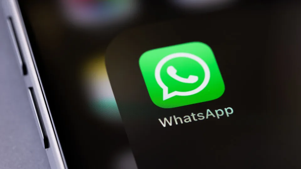 Cade mantém multa diária contra a Meta no caso envolvendo uso de chatbots de IA no WhatsApp - img