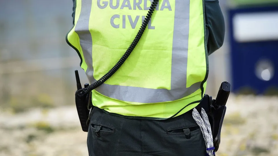 Idosa morre após passar dias ao lado do corpo da filha - img