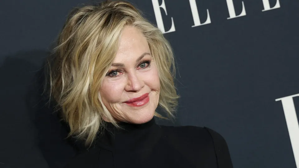 Melanie Griffith revela imagens do casamento da filha - img