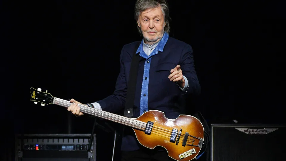 Paul McCartney lança faixa silenciosa em protesto contra IA na música - img