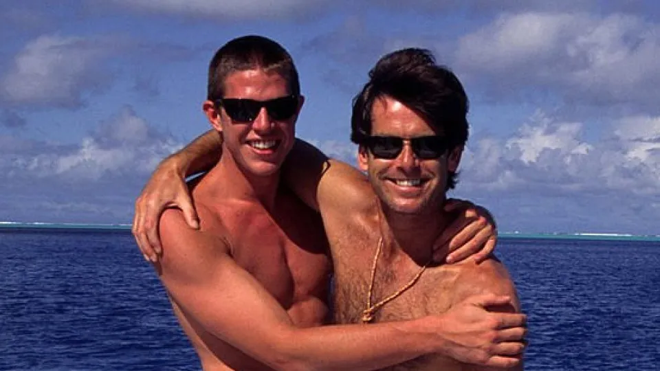 Pierce Brosnan se reconcilia com o filho após 20 anos afastados - img