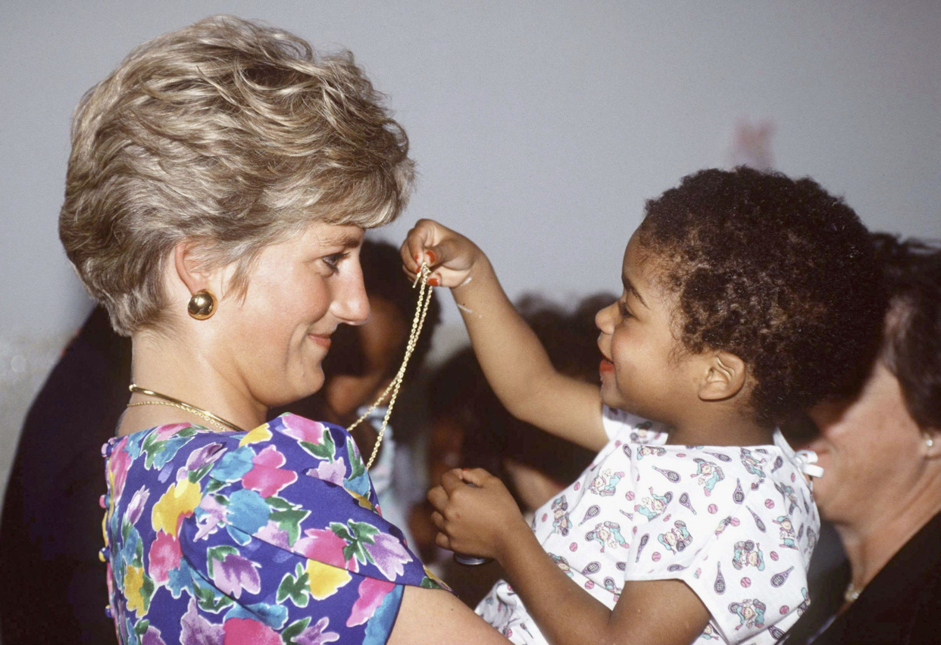 Príncipe William recria fotos da mãe, Lady Di, 34 anos depois - img
