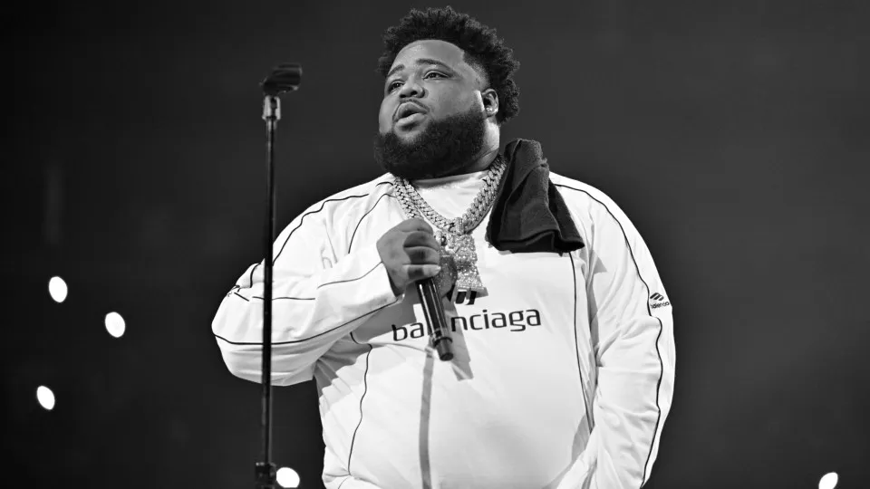 Rapper é indicado ao primeiro Grammy e preso no mesmo dia - img