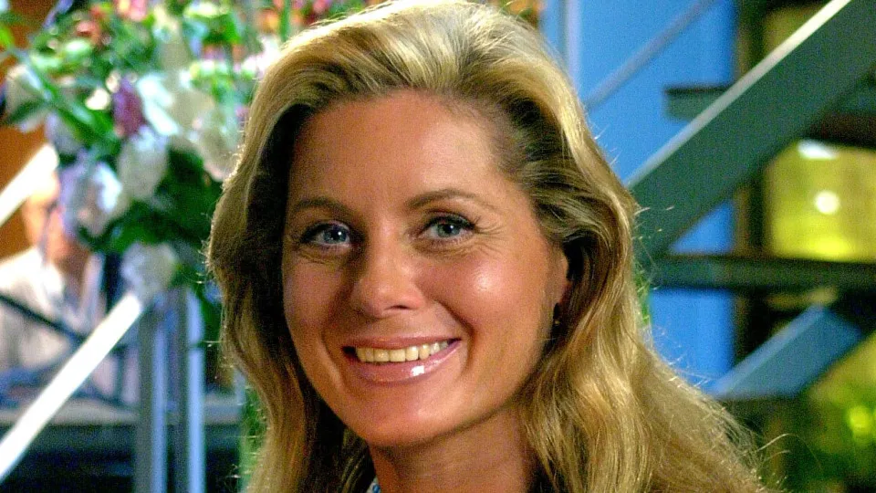 'Foi quase de verdade', diz Vera Fischer sobre cena de sexo em 'Laços de Família' - img