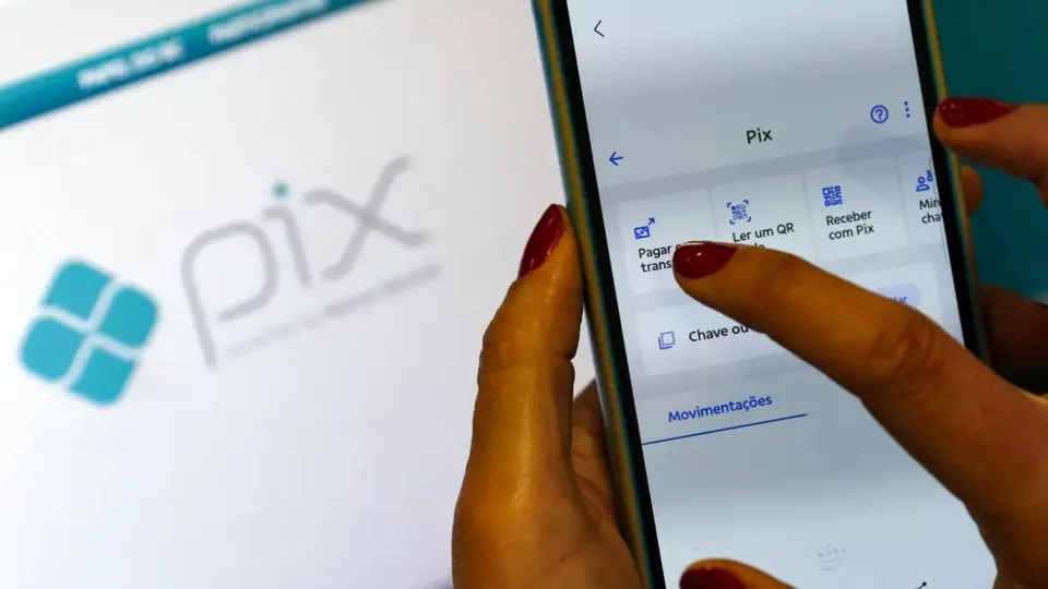 Novo golpe clona conversas no WhatsApp para desviar Pix das vítimas - img