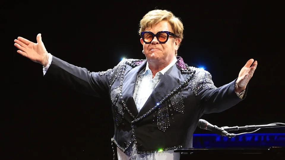 Elton John afirma que a sua perda de visão se agravou nos últimos meses - img