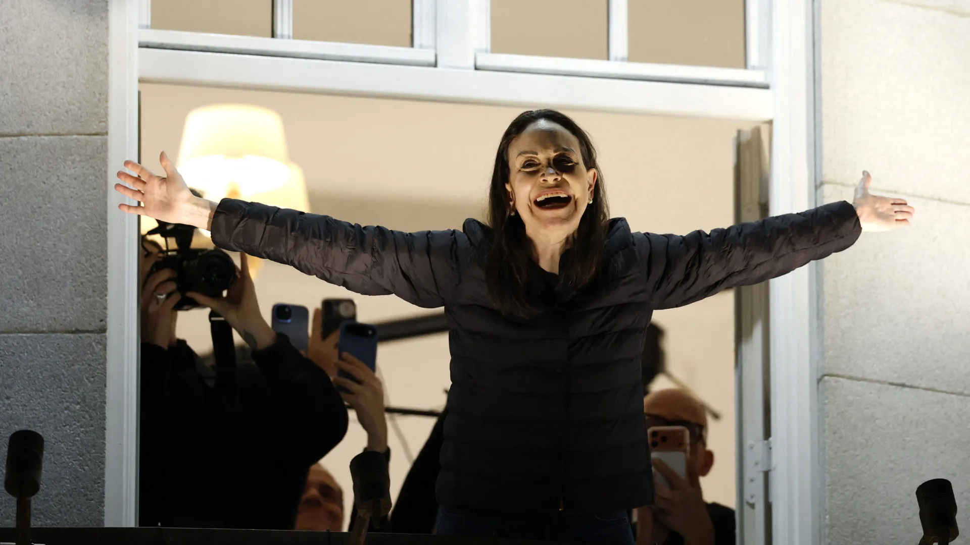 María Corina Machado surge em público em Oslo após meses escondida - img