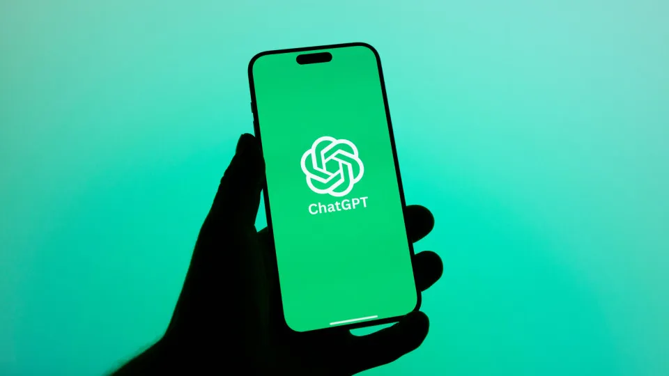 OpenAI compra startup de finanças com IA e encerra plataforma Hiro - img