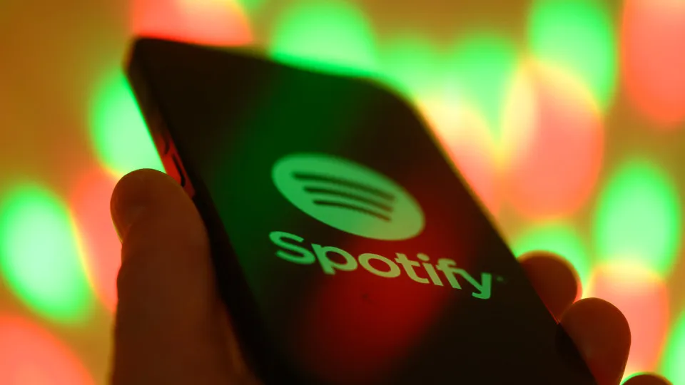 Spotify pagou R$ 57 bilhões à música em 2025 e ampliou renda de artistas autônomos - img