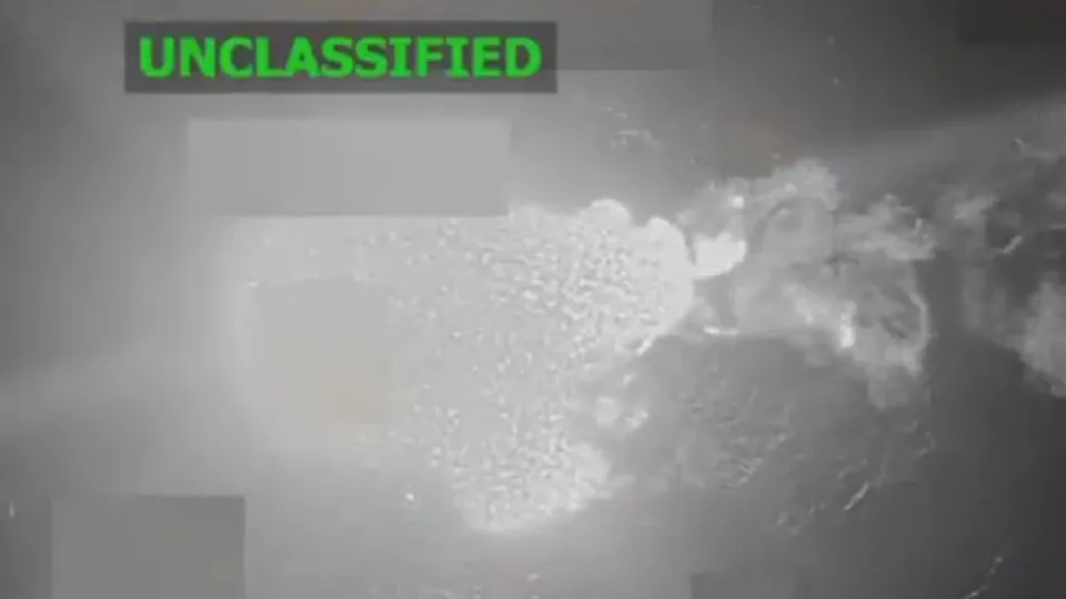 Vídeo secreto de sobreviventes sendo mortos em ataque dos EUA no Caribe choca democratas - img