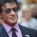 Sylvester Stallone termina livro sobre sua vida escrito inteiro à mão