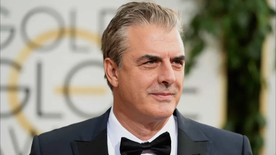 Chris Noth alfineta Sarah Jessica Parker e depois ameniza - img