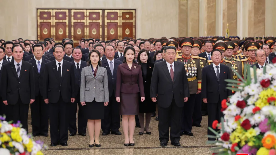 Coreia do Norte lança míssil balístico no mar do Japão - img