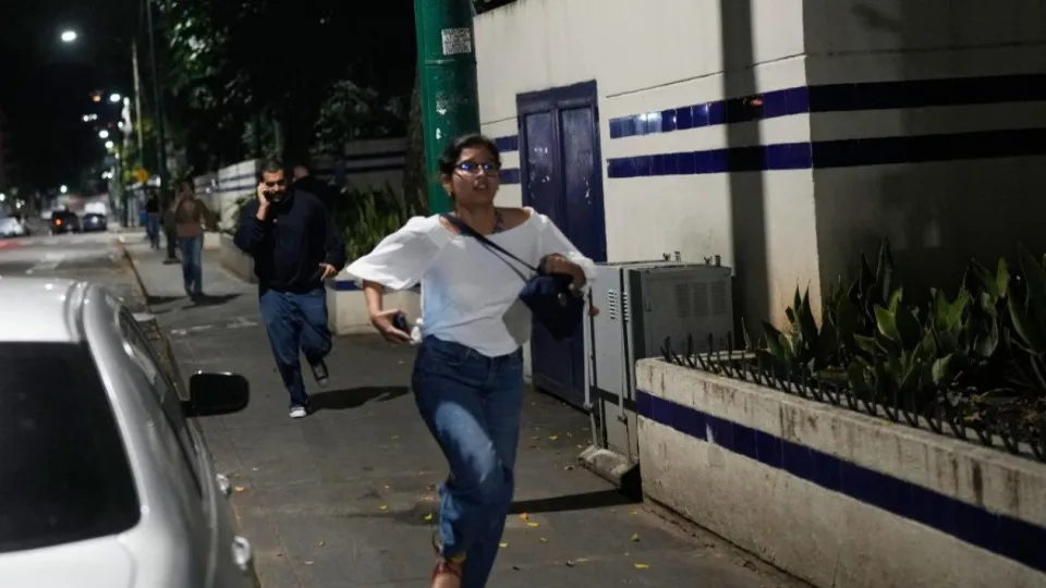 EUA teriam atacado base aérea e forte em Caracas e mais 3 estados - img