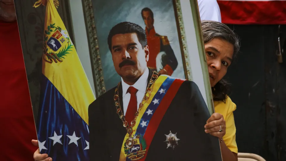Equipe de segurança de Maduro foi morta a sangue frio, diz ministro - img