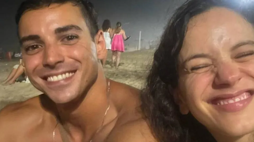 Fã que passou Réveillon com Rosalía no Rio vira celebridade por um dia - img