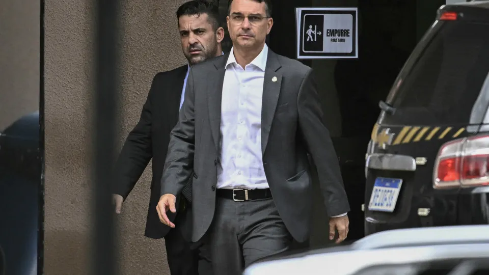 Flávio embarca para Israel em busca de alianças internacionais - img