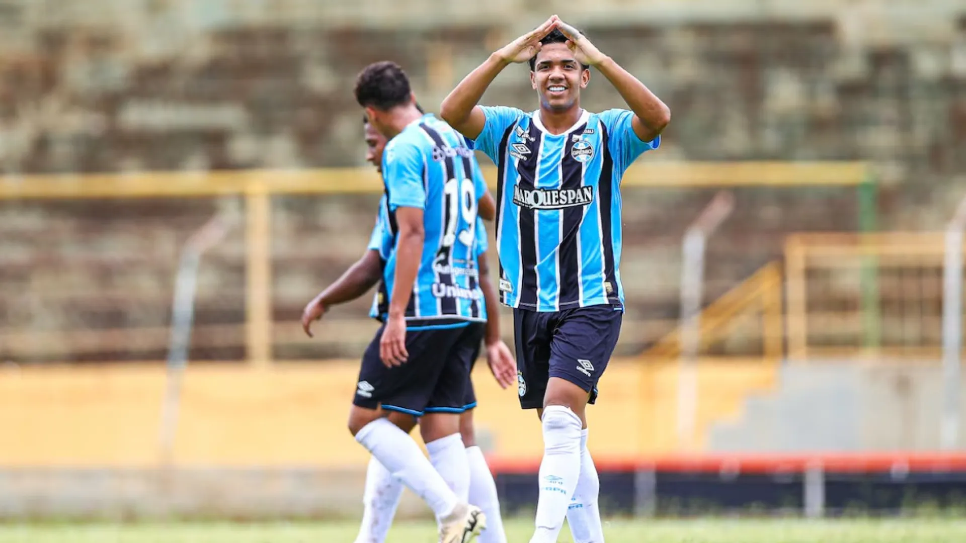 Grêmio decide no 1º tempo contra o Ceará e avança às semifinais da Copa São Paulo de Juniores - img