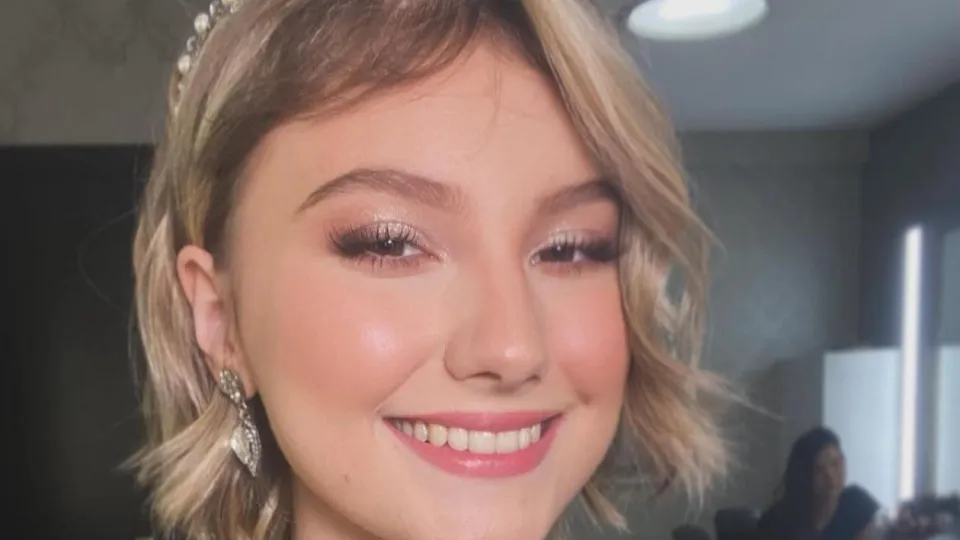 Morre Isabel Veloso, influenciadora com câncer terminal, aos 19 anos - img