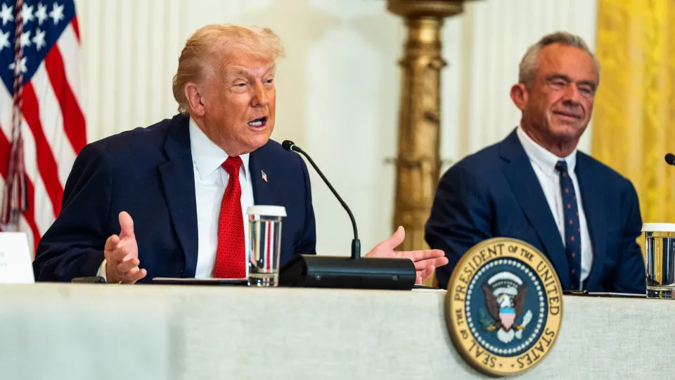 Não sou obrigado a pensar apenas na paz, diz Trump a premiê da Noruega - img