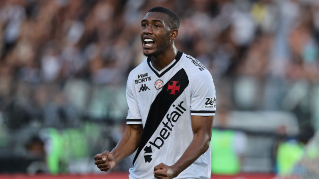 Torcida organizada do São Paulo pede renúncia de Casares - img