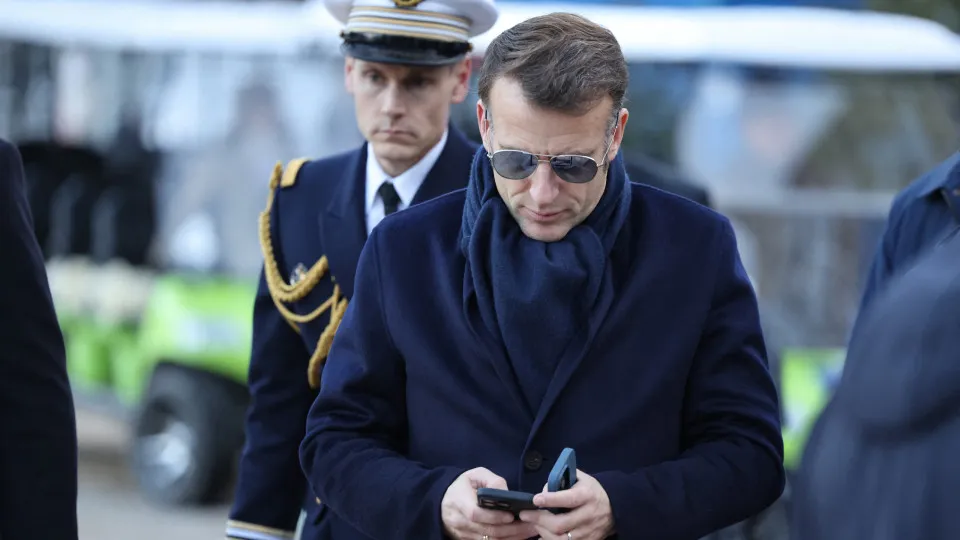Trump expõe mensagens privadas de Macron e Rutte sobre a Groenlândia - img