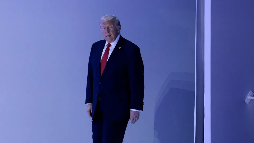 Trump suspende tarifas contra Europa e diz que acordo com Groenlândia está encaminhado - img