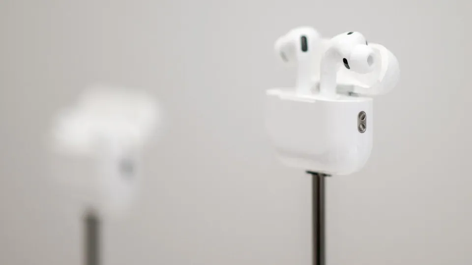Apple pode lançar este ano novos AirPods equipados com câmeras - img