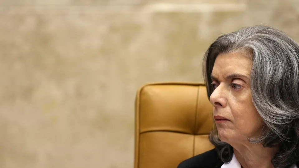 Cármen anuncia regras de conduta para juízes eleitorais com restrição de participação em eventos - img