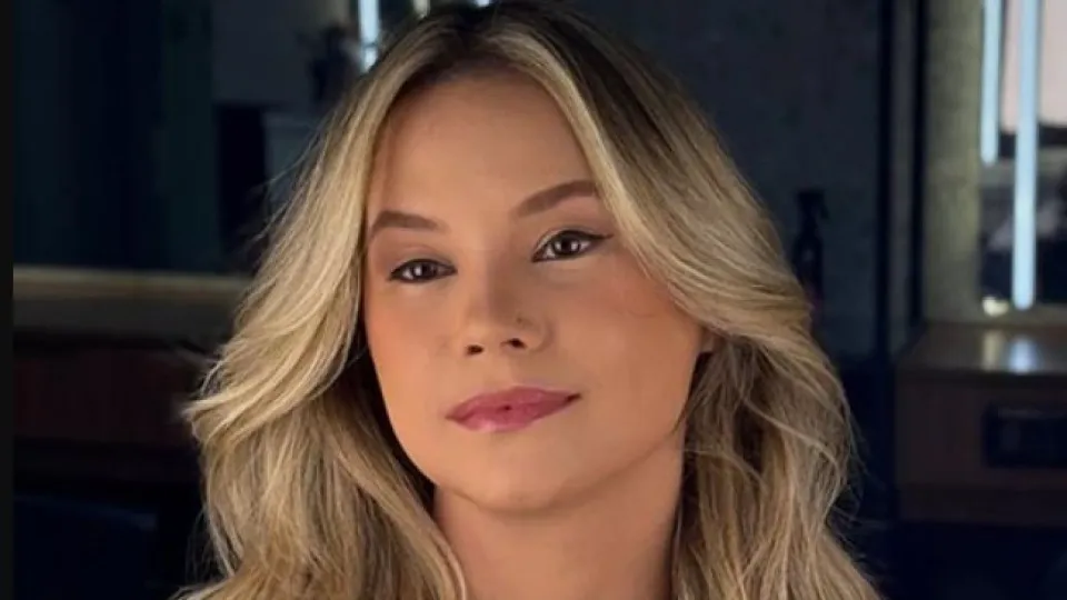 Jornalista Flávia Bacelar morre aos 31 anos, após câncer agressivo - img